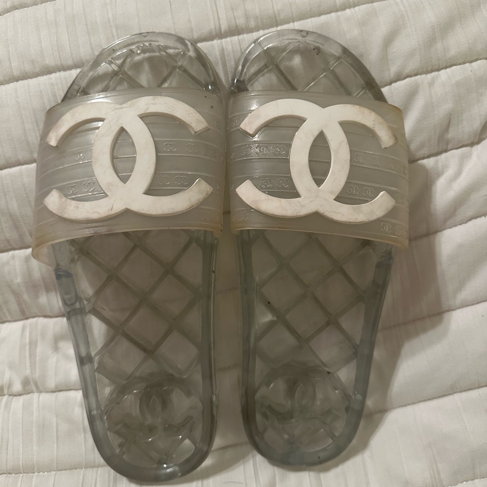 Clear Chanel pool slides